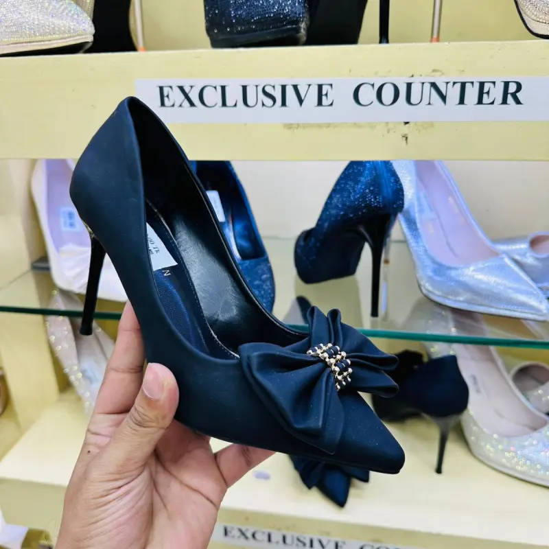 Hill 143 সাইজ 36