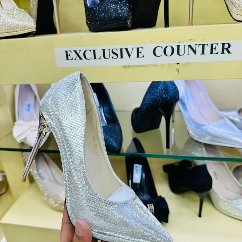 Hill 142 সাইজ 36