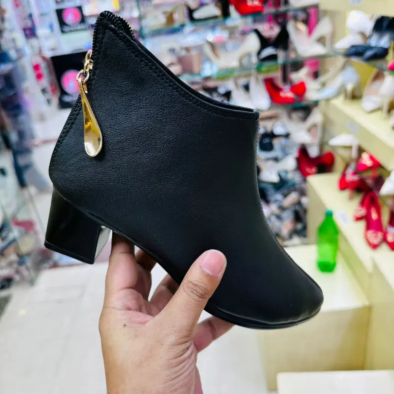 Hill 228 সাইজ ৩৯