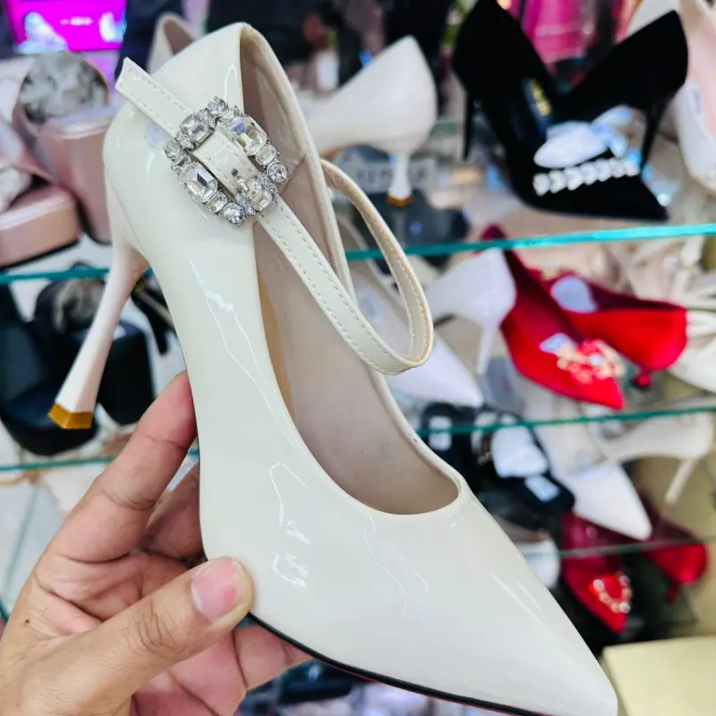 Hill 203 সাইজ ৩৯