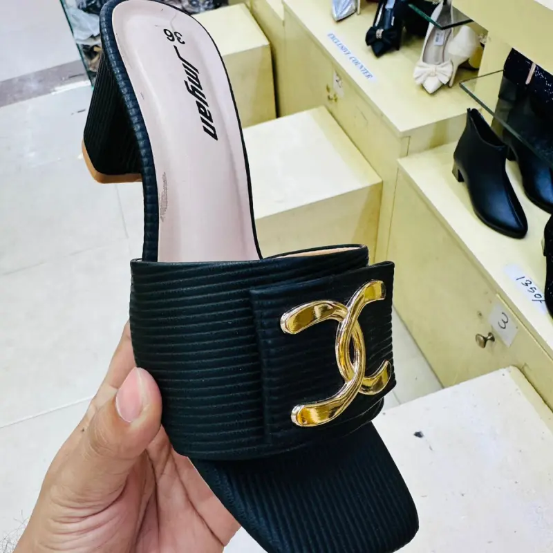 Hill 202 সাইজ ৩৯